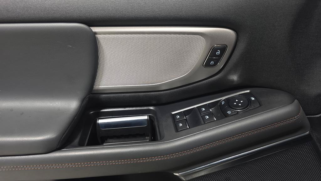 Certified 2025 Ford Expedition Active AWD/4WD image 16