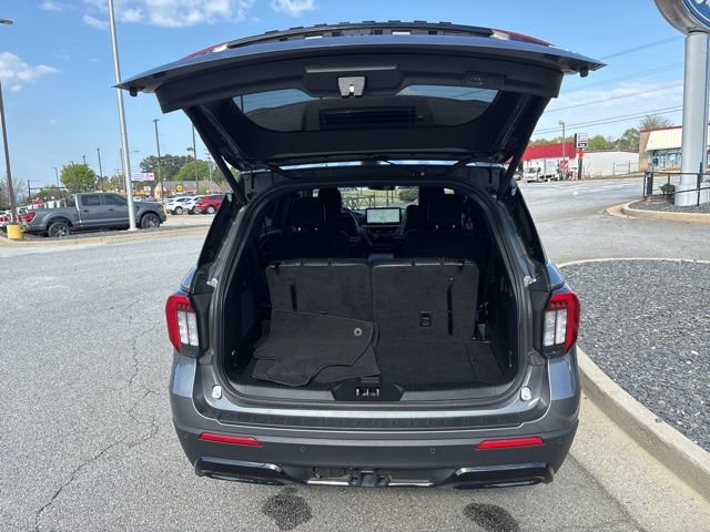Certified 2025 Ford Explorer ST-Line image 30