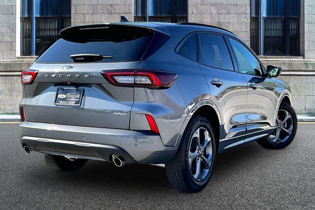 Certified 2023 Ford Escape ST-Line w/ Tech Pack #1 AWD/4WD image 11