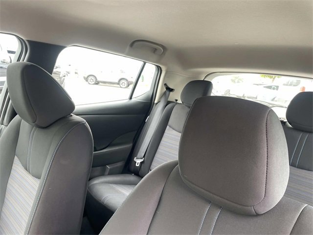 Used 2024 Nissan Leaf S image 23