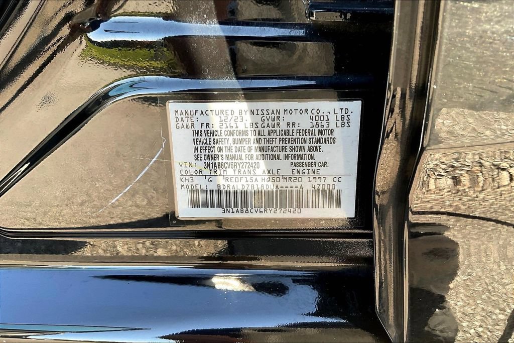 Used 2024 Nissan Sentra SV FWD image 18