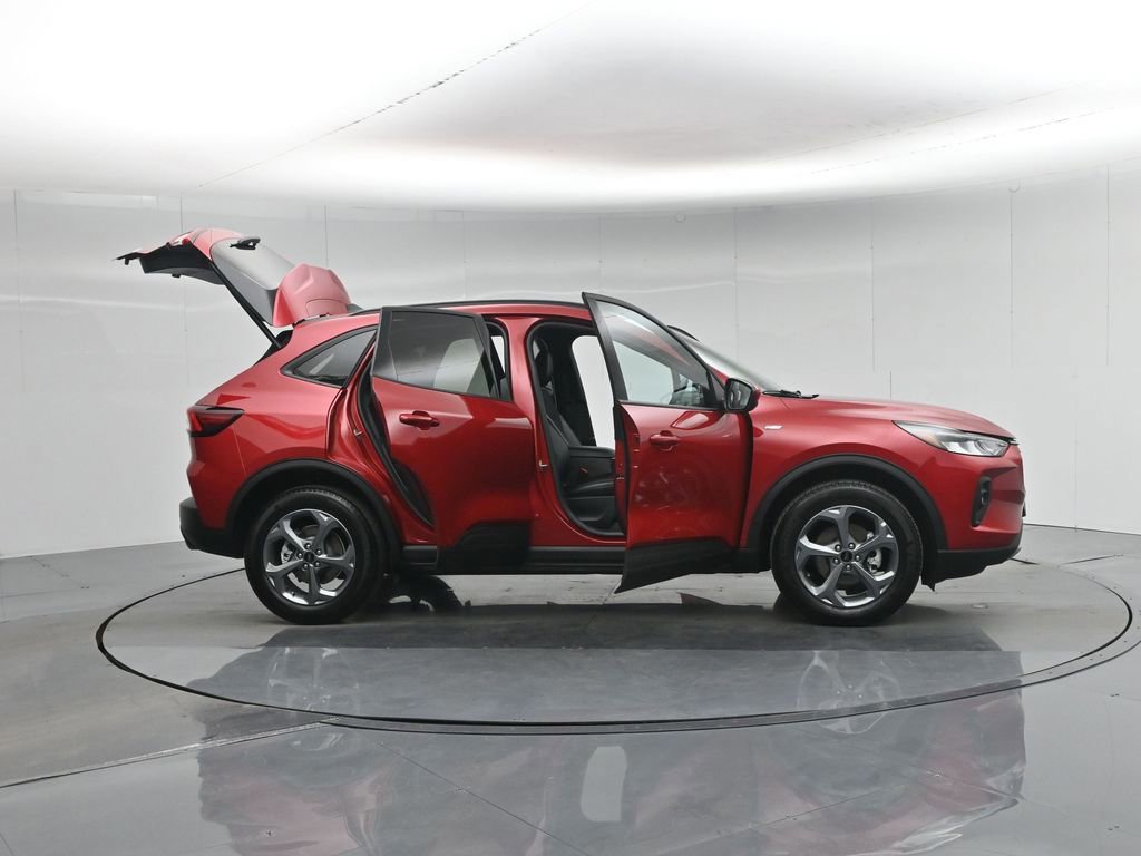 Certified 2025 Ford Escape ST-Line Select image 34