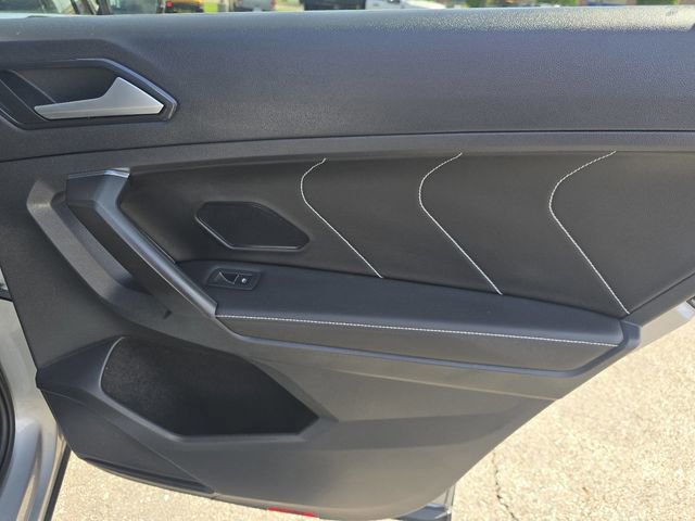 Used 2022 Volkswagen Tiguan SE AWD/4WD image 20