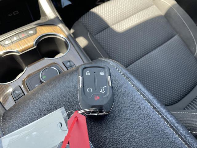 Used 2023 GMC Acadia SLE w/ Driver Convenience Package FWD image 39
