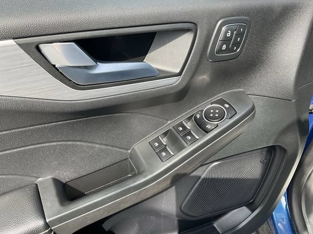 Certified 2023 Ford Escape Platinum AWD/4WD image 14