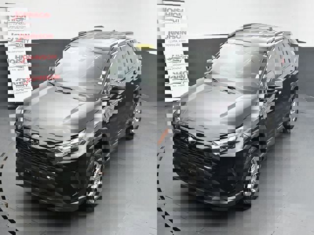 Used 2023 Toyota RAV4 XLE AWD/4WD image 29