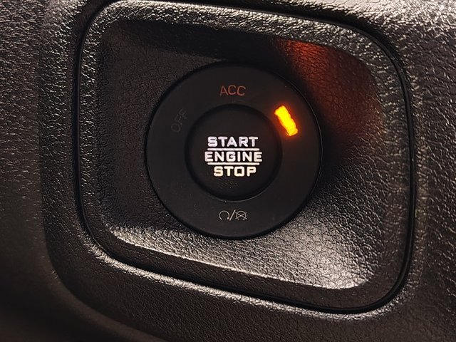 Used 2024 Jeep Wrangler Sport AWD/4WD image 30