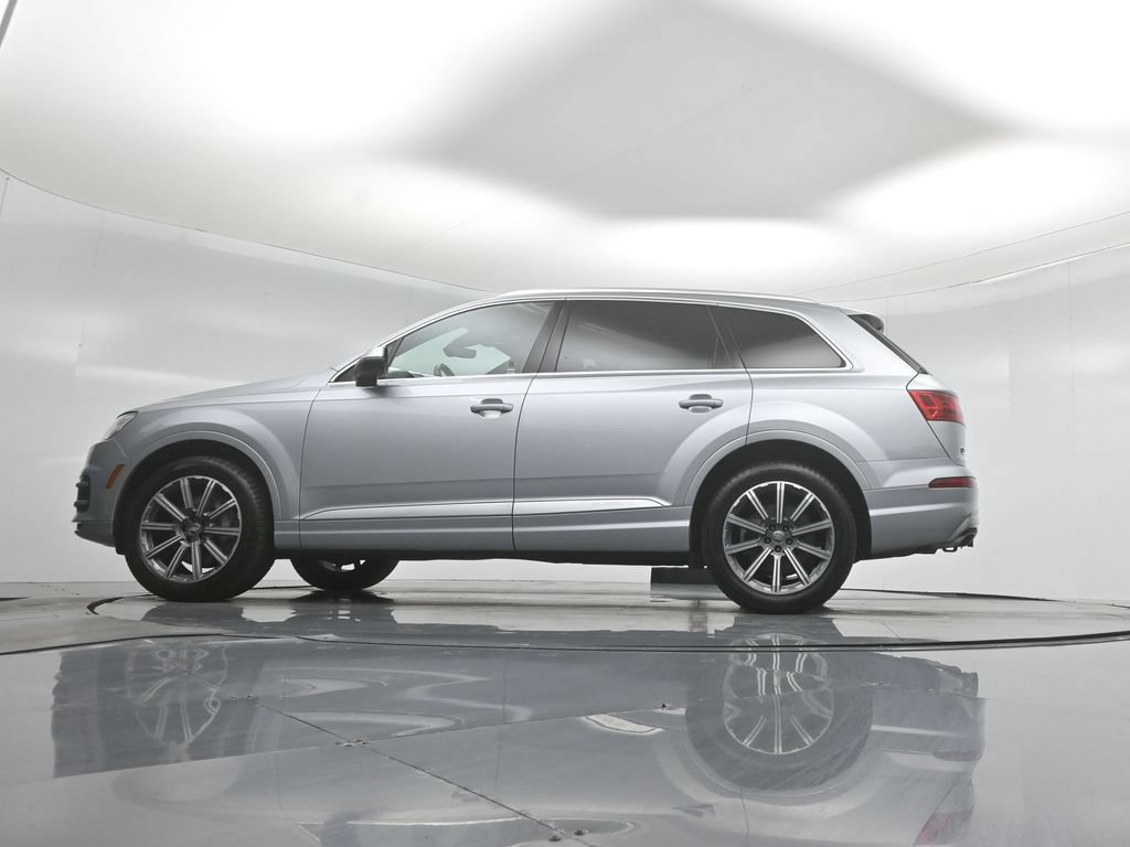 Used 2017 Audi Q7 3.0T Premium Plus w/ Premium Plus Package AWD/4WD image 56