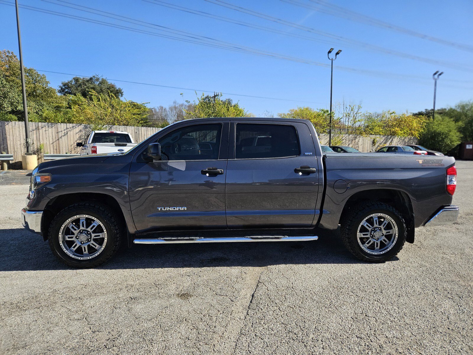 Used 2018 Toyota Tundra SR5 image 7