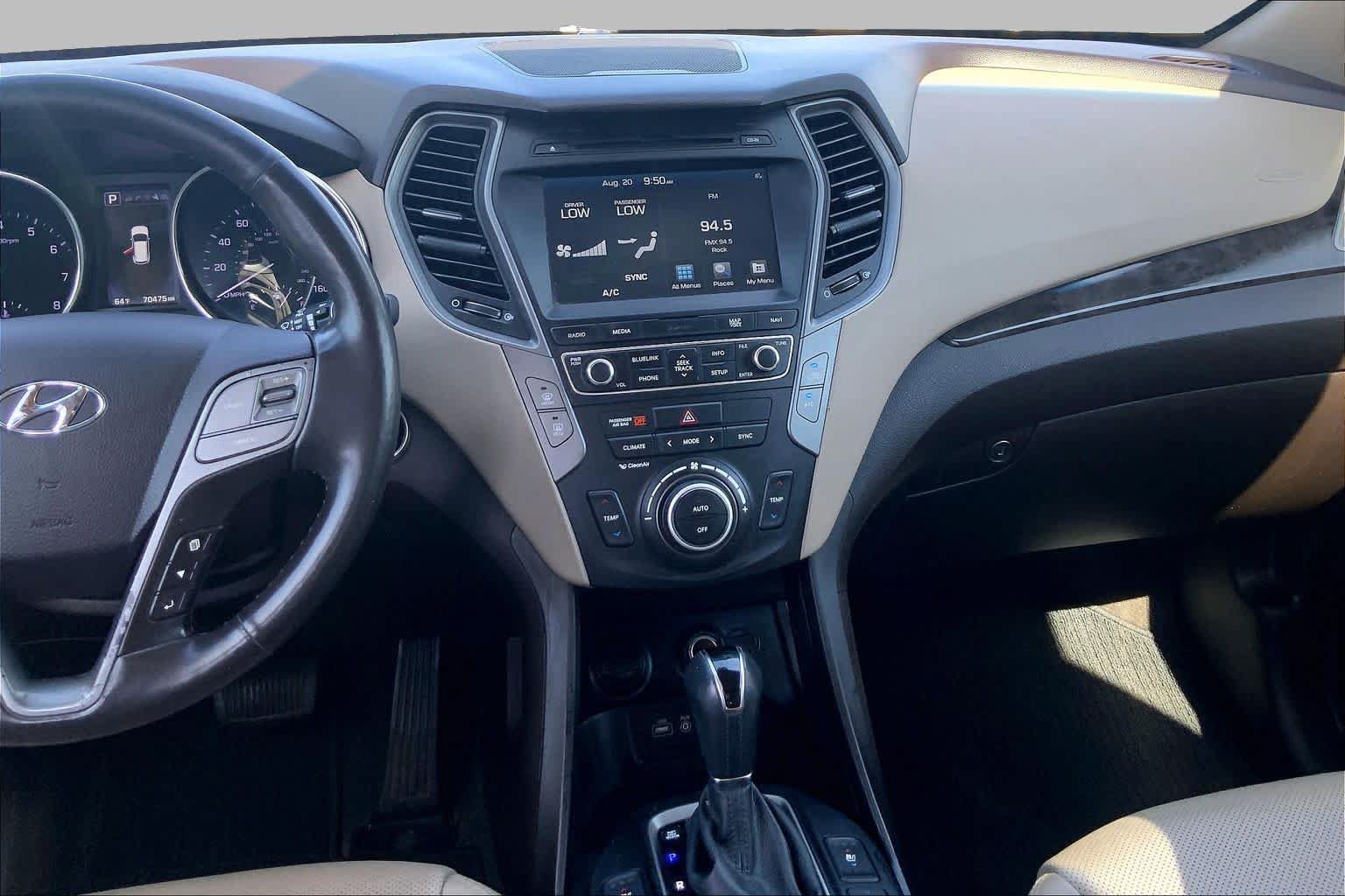 Used 2017 Hyundai Santa Fe Sport FWD image 7