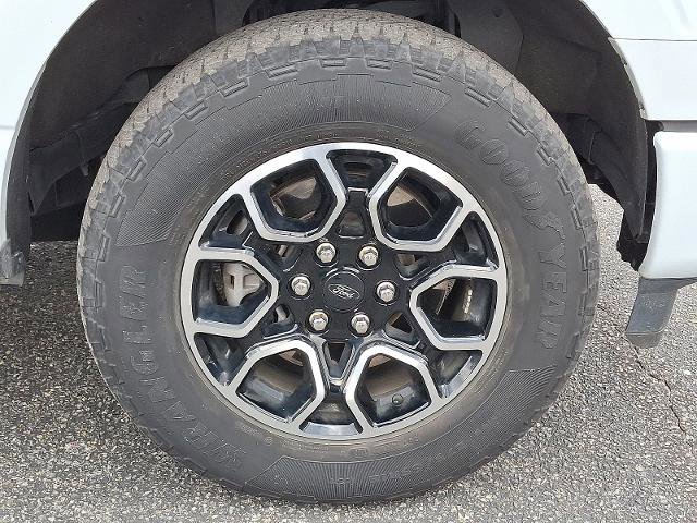 Certified 2022 Ford F150 XLT w/ Equipment Group 302A High image 8