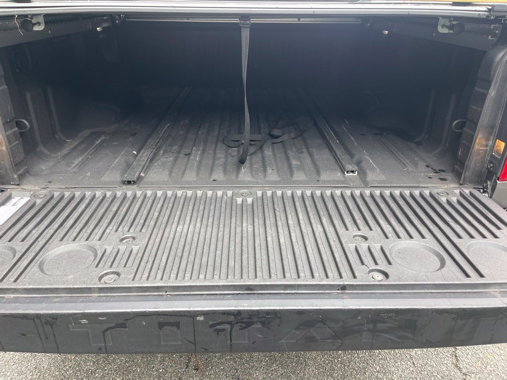 Used 2021 Nissan Titan SV w/ SV Convenience Package AWD/4WD image 23