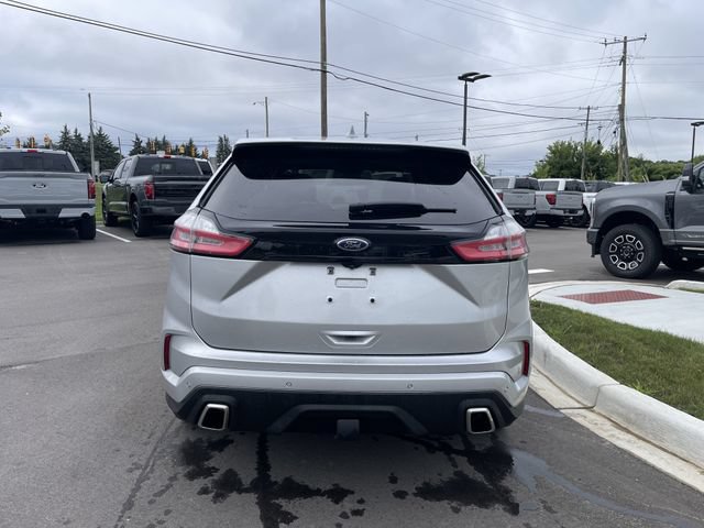 Certified 2019 Ford Edge ST w/ Equipment Group 401A AWD/4WD image 4