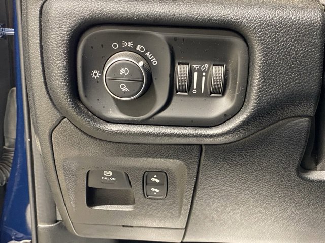 Used 2021 RAM 1500 Laramie AWD/4WD image 38