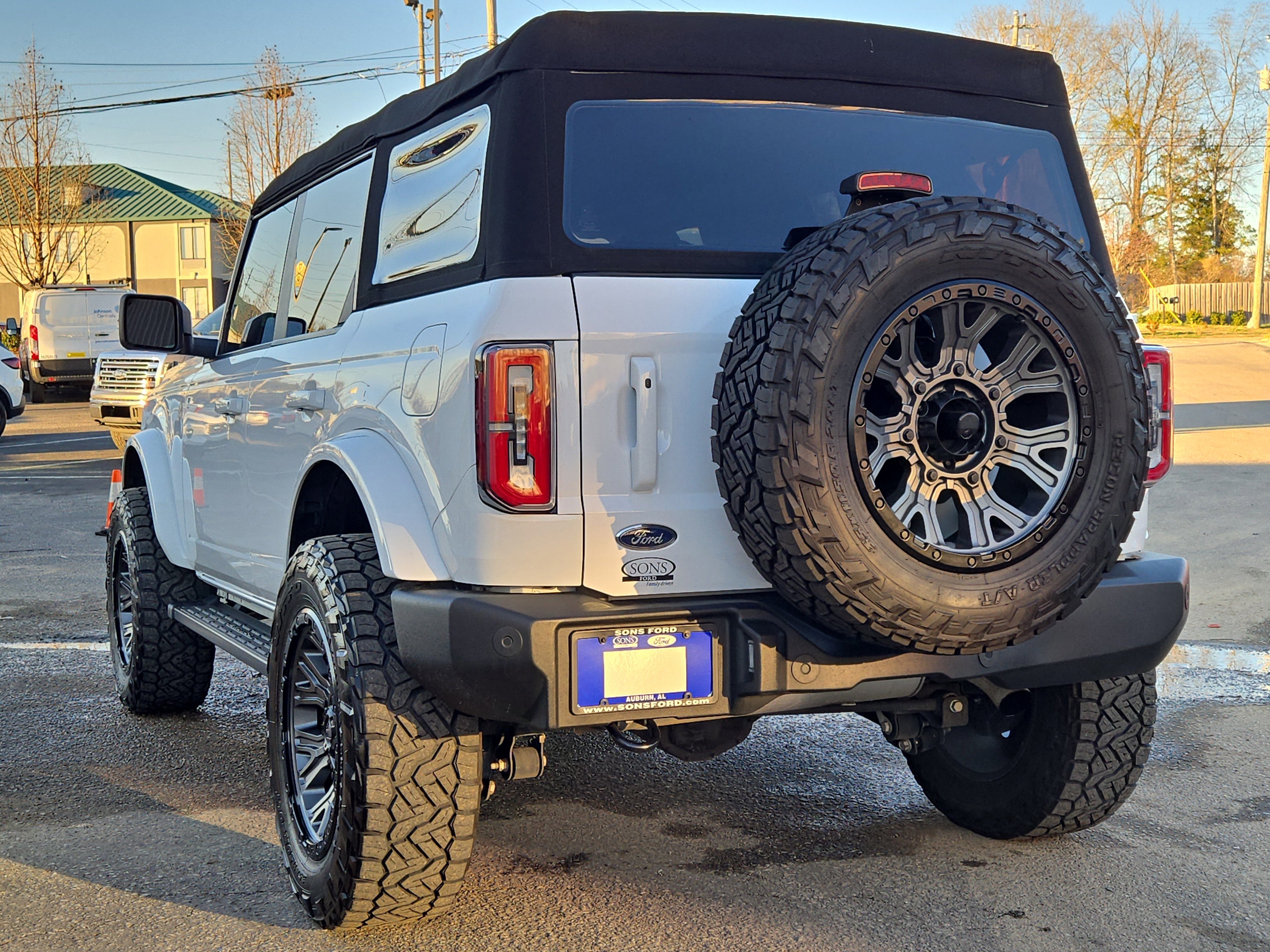 Certified 2023 Ford Bronco Outer Banks image 7