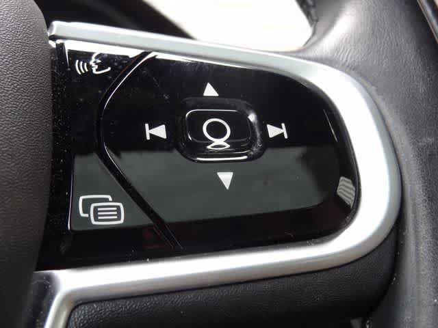 Used 2019 Volvo XC60 T6 Inscription w/ Protection Package AWD/4WD image 26