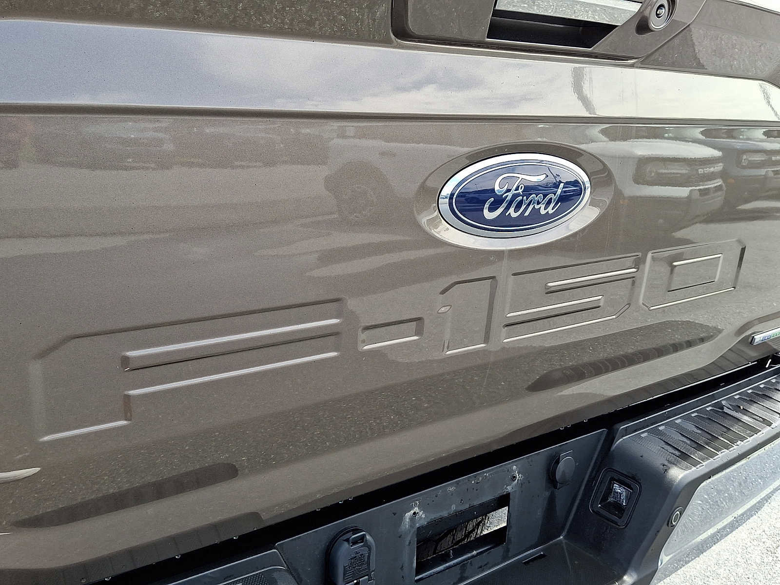 Certified 2022 Ford F150 XLT w/ Equipment Group 302A High AWD/4WD image 30
