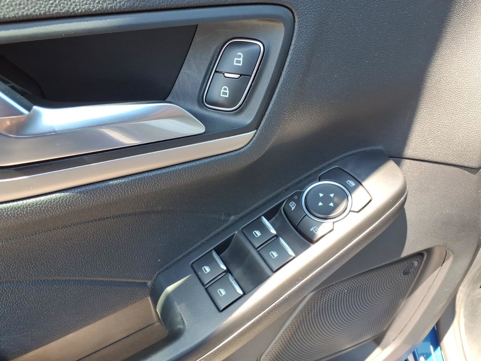 Certified 2022 Ford Escape SEL AWD/4WD image 13