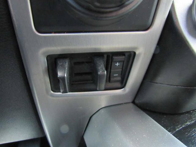 Certified 2019 Ford F150 Platinum w/ Equipment Group 701A Luxury AWD/4WD image 37