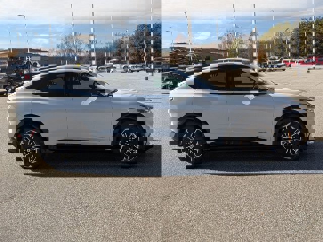 Certified 2023 Ford Mustang Mach-E Premium image 3