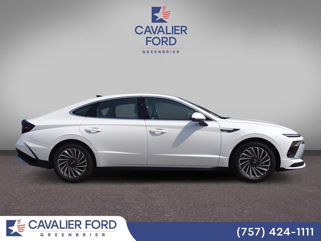 Used 2026 Hyundai Sonata Limited FWD image 2