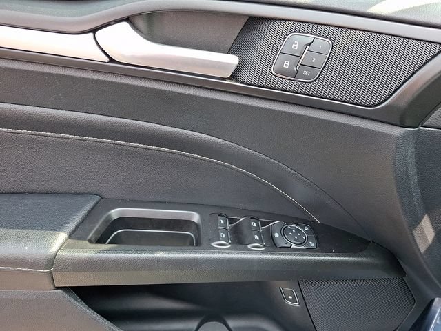 Certified 2019 Ford Fusion Energi Titanium FWD image 12