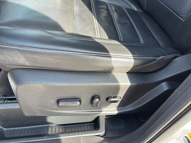 Certified 2017 Ford Escape Titanium w/ Equipment Group 301A image 12