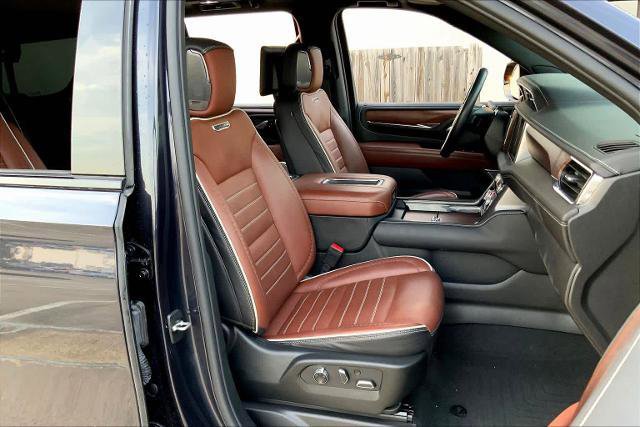 Used 2024 GMC Yukon Denali Ultimate image 10