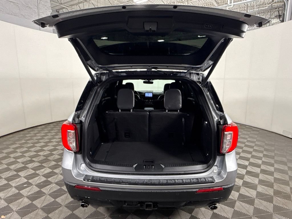 Certified 2023 Ford Explorer ST-Line w/ Class IV Trailer Tow Package AWD/4WD image 9