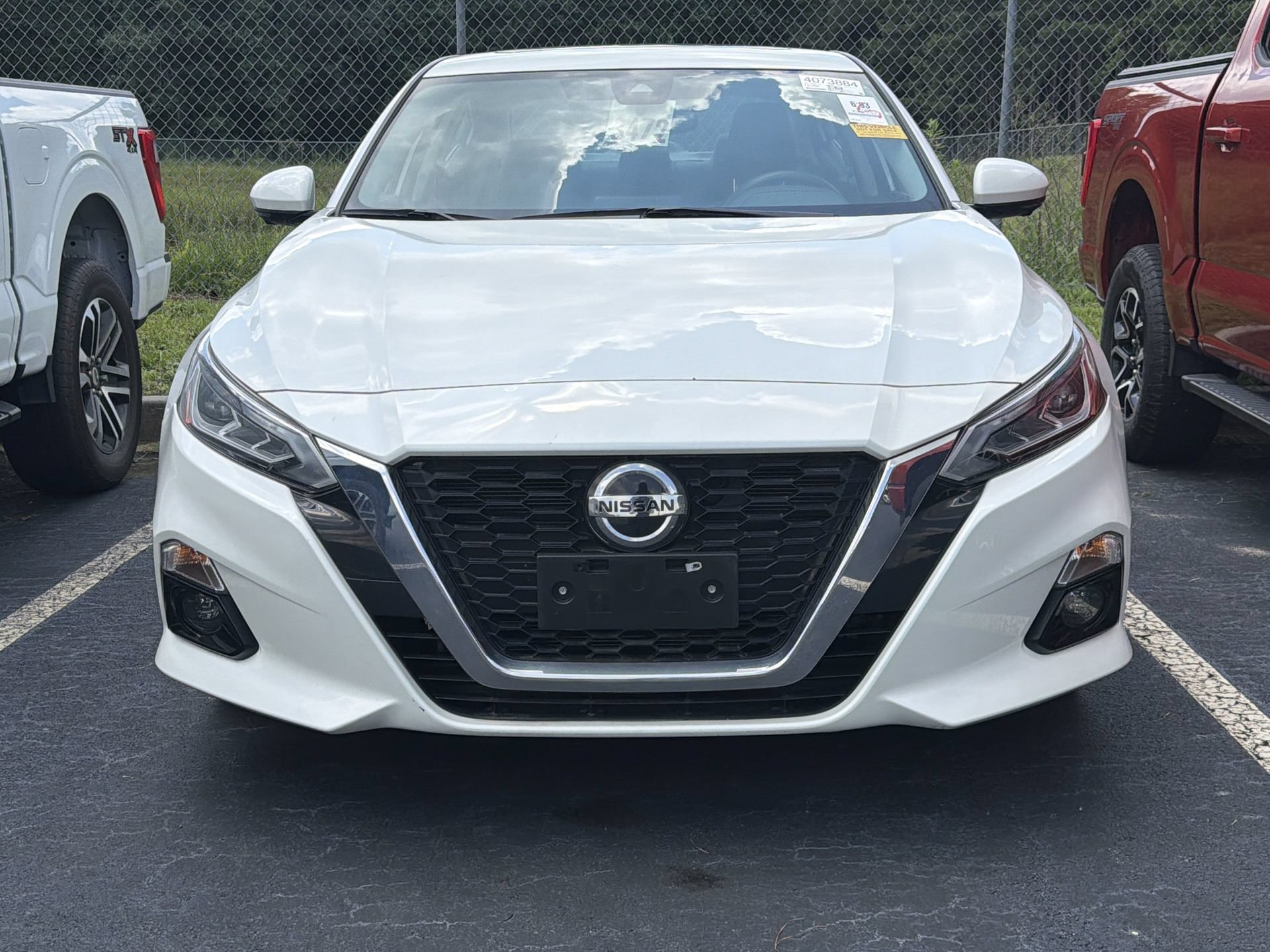 Used 2022 Nissan Altima 2.5 Platinum AWD/4WD image 2