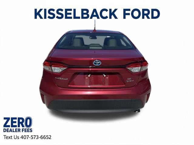 Used 2025 Toyota Corolla LE FWD image 5