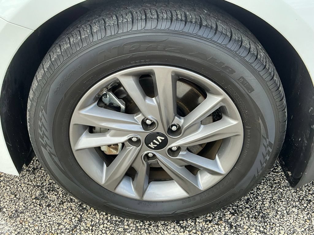 Used 2020 Kia Optima LX FWD image 20