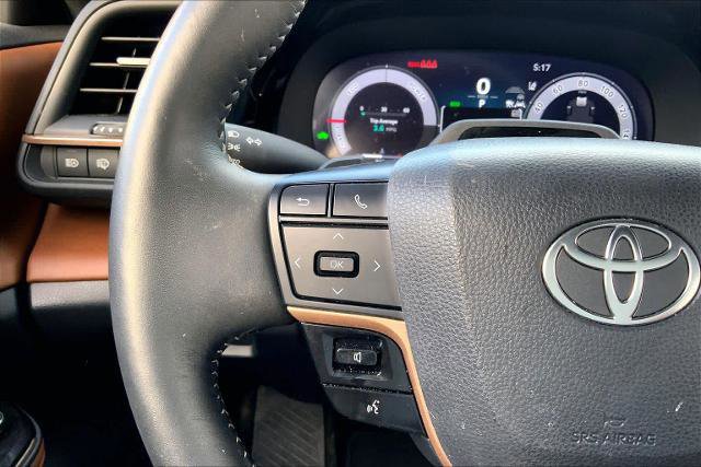 Used 2025 Toyota Crown Signia w/ Advanced Technology Package image 24