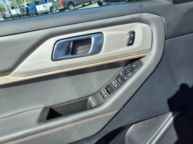 Certified 2025 Ford Explorer Active image 18