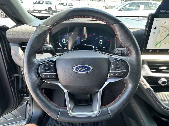 Certified 2025 Ford Explorer ST-Line AWD/4WD image 8