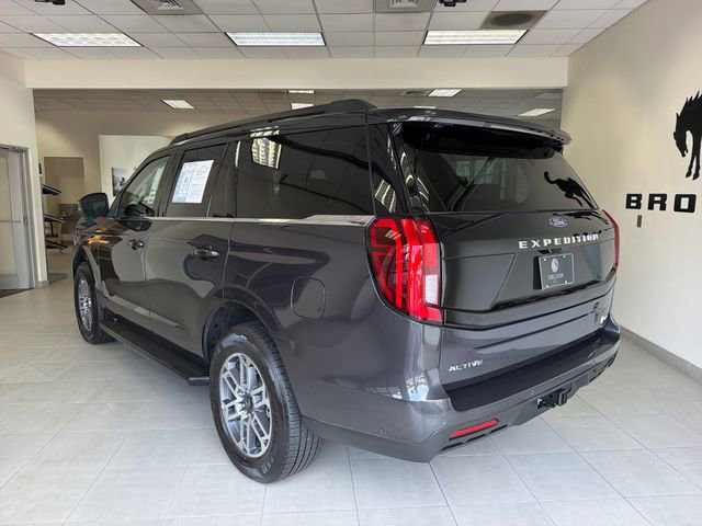 Certified 2025 Ford Expedition Active RWD image 5