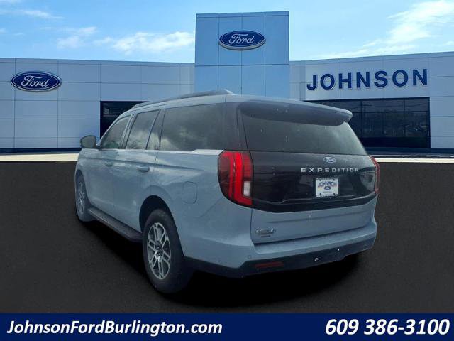 Certified 2025 Ford Expedition Active image 5