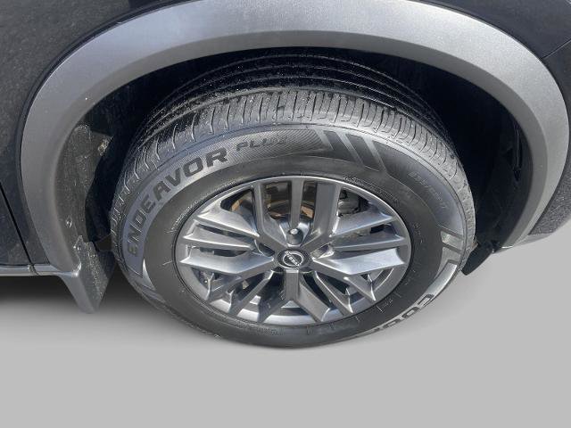Used 2023 Nissan Rogue S image 13