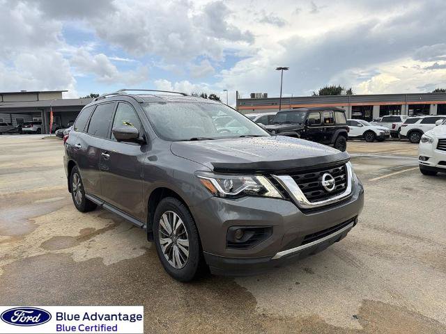 Used 2020 Nissan Pathfinder SL FWD image 1