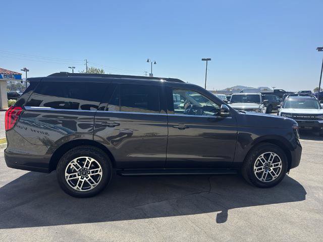 Certified 2025 Ford Expedition Active AWD/4WD image 4