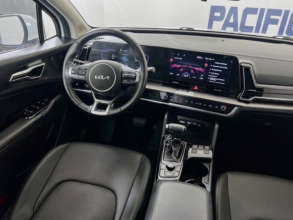 Used 2023 Kia Sportage EX image 27