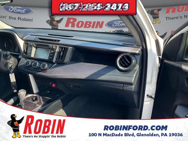 Used 2018 Toyota RAV4 LE w/ All Weather Liner Package AWD/4WD image 27
