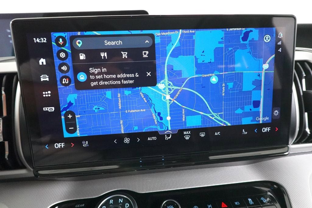 Certified 2025 Ford Expedition Active AWD/4WD image 19