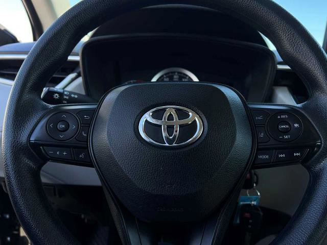 Used 2022 Toyota Corolla Cross L FWD image 15