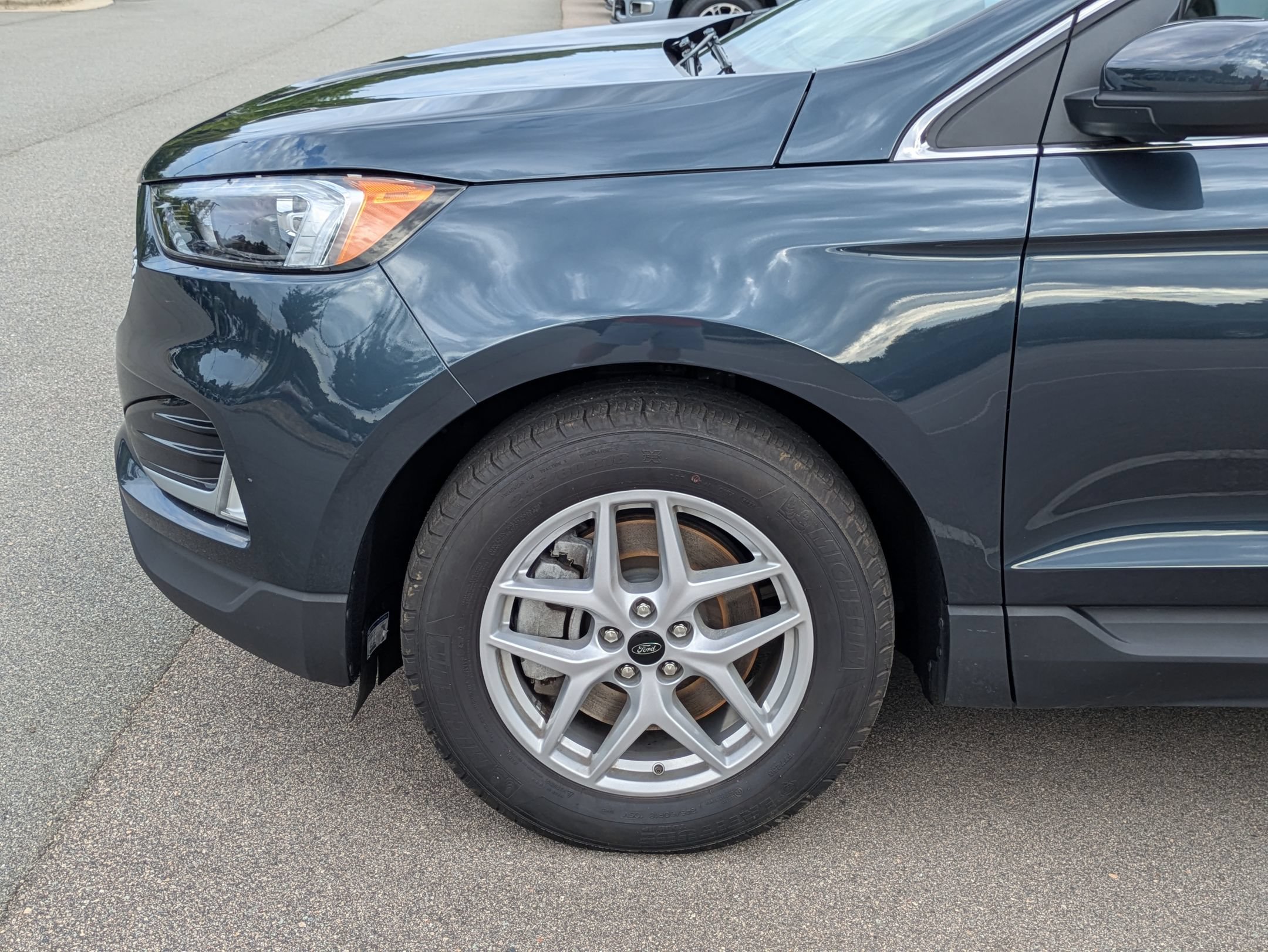 Certified 2024 Ford Edge SEL w/ Convenience Package AWD/4WD image 11