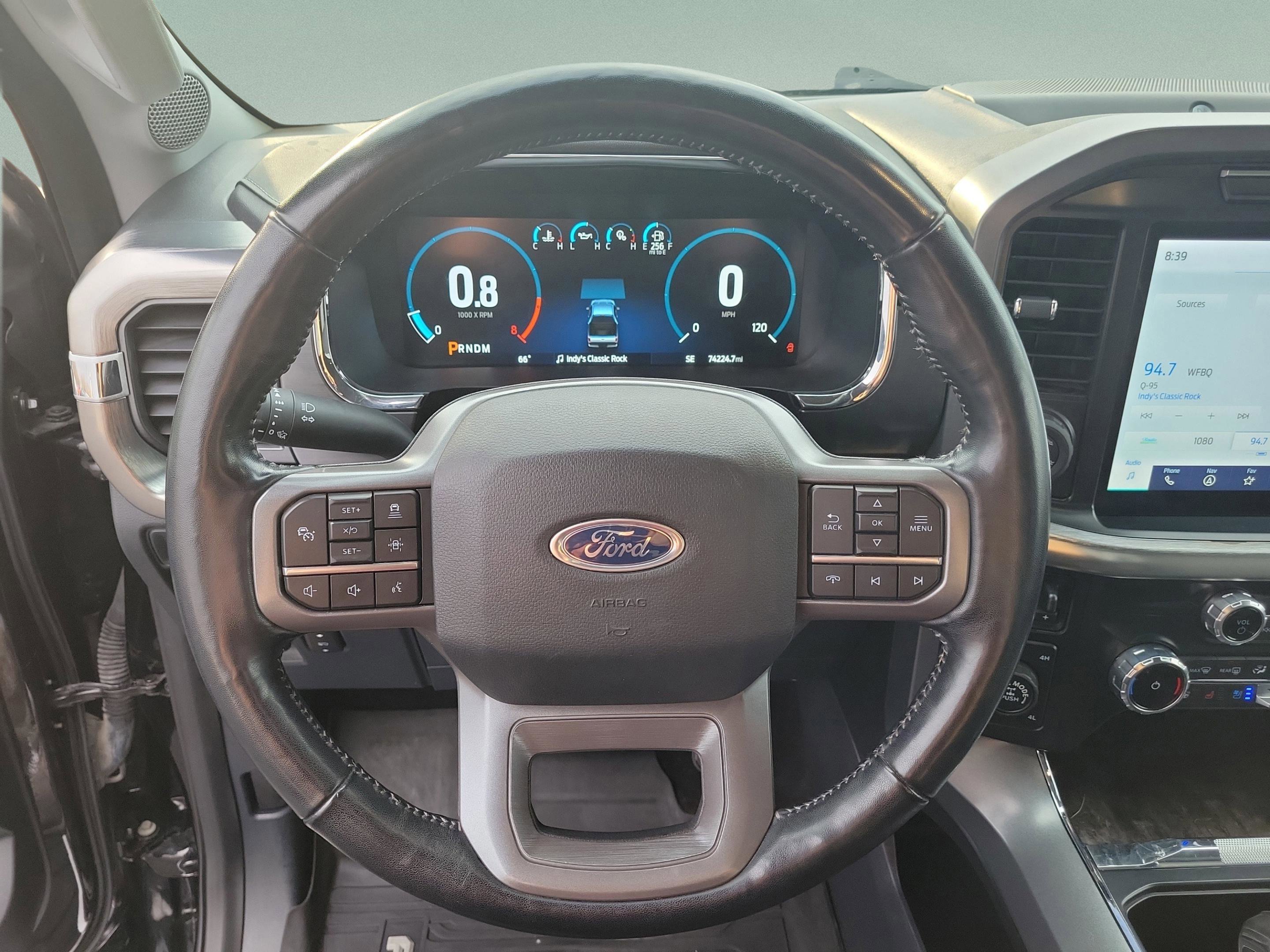 Certified 2022 Ford F150 Lariat w/ Equipment Group 502A High image 25