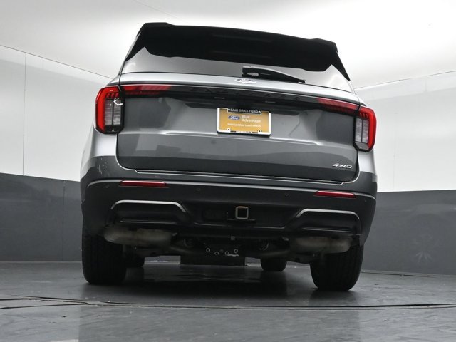 Certified 2025 Ford Explorer ST-Line AWD/4WD image 39