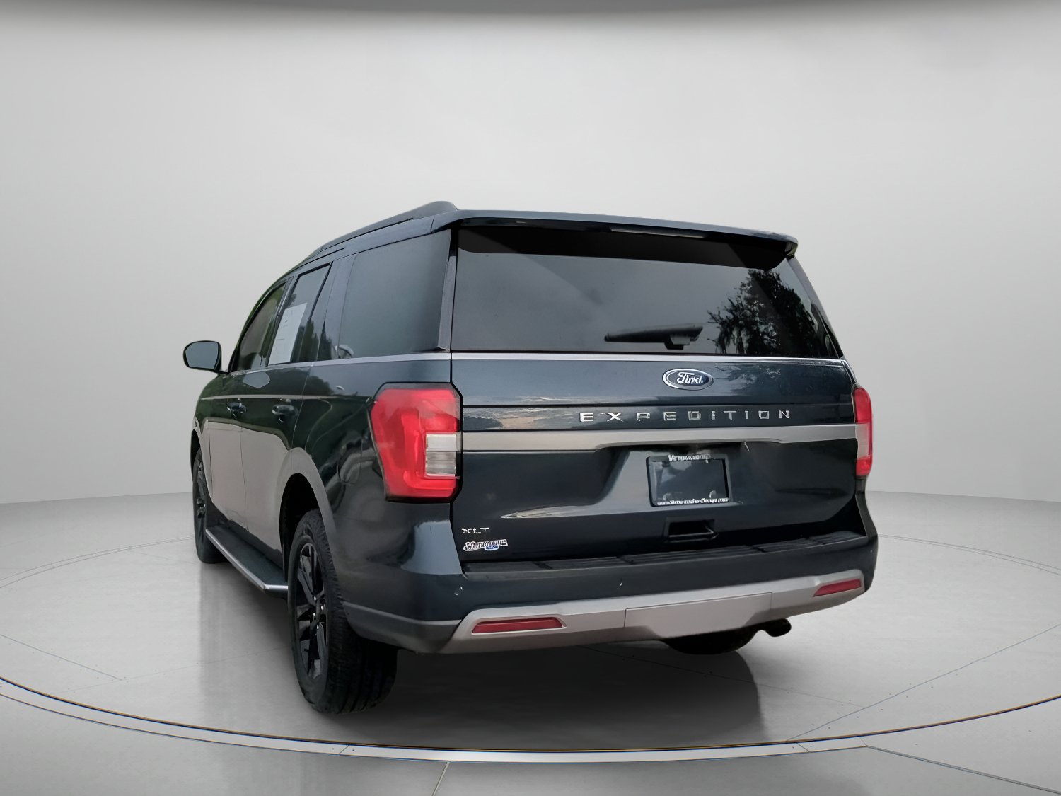 Certified 2023 Ford Expedition XLT RWD image 22