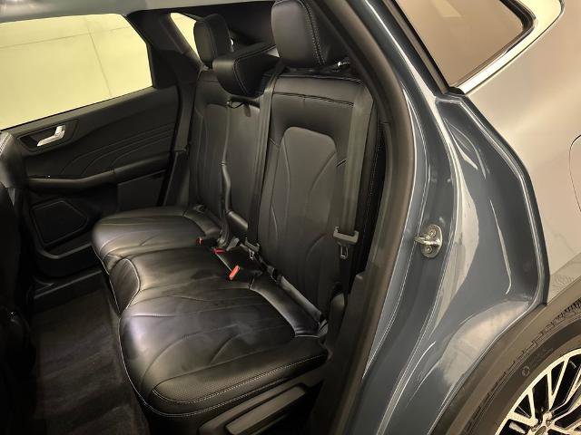 Certified 2025 Ford Escape SE w/ PHEV Premium Package image 28