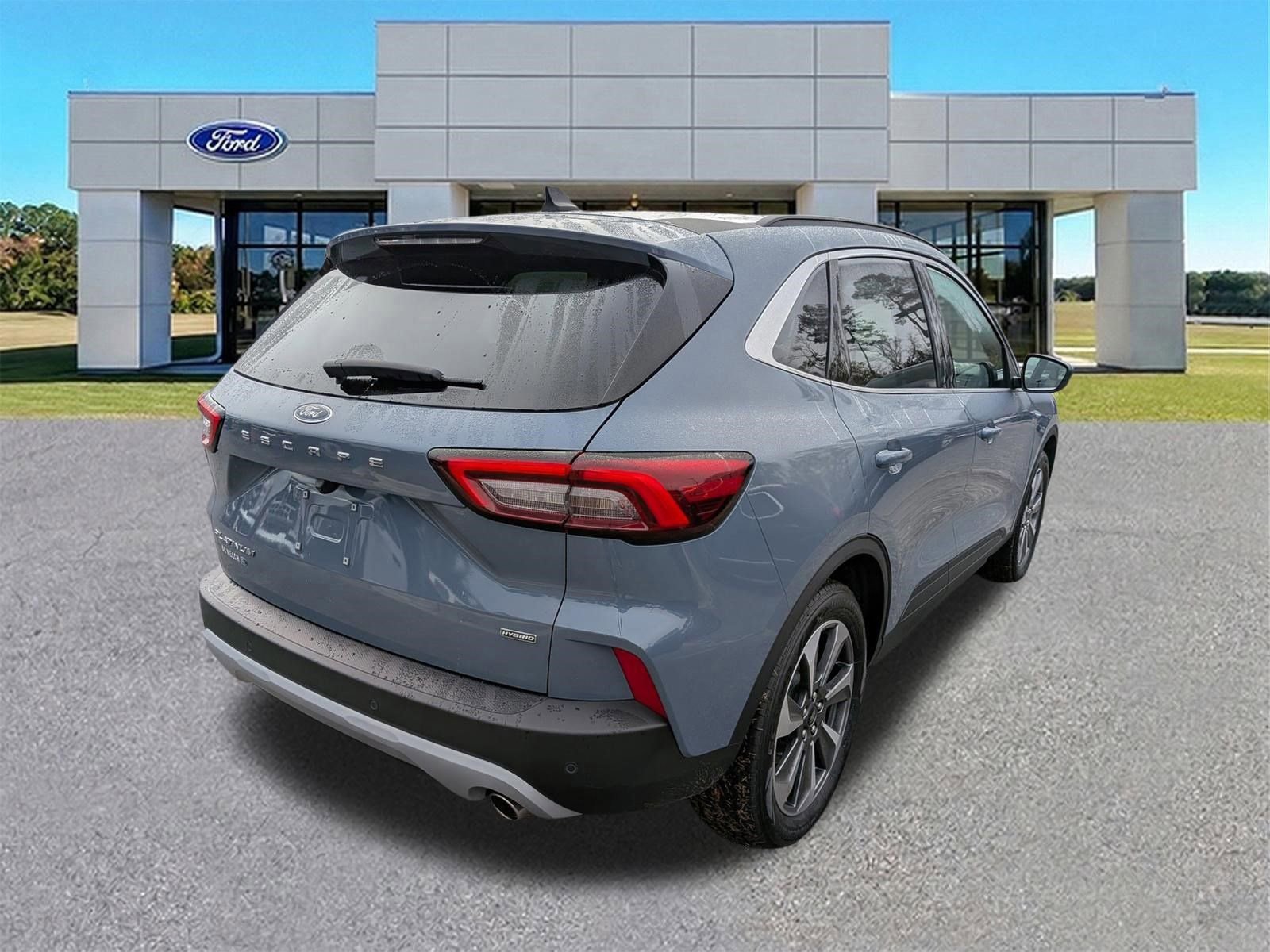 Certified 2025 Ford Escape Platinum image 5